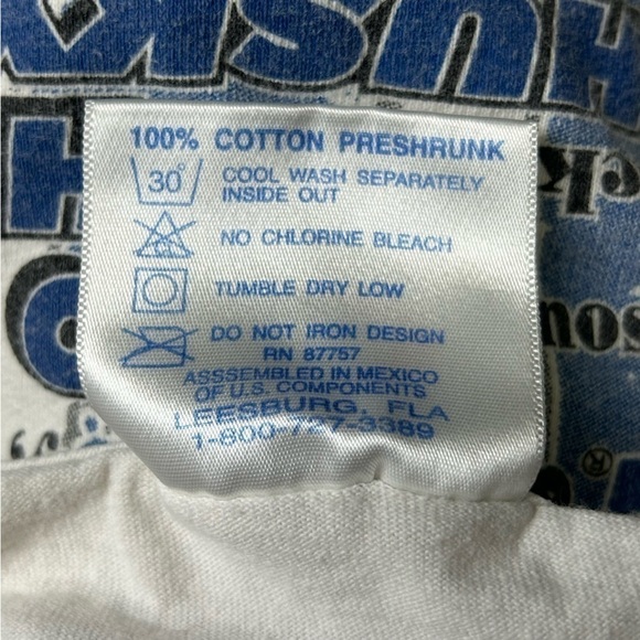 Vintage UConn Huskies T-shirt 10 Reasons You’re a Husky - Picture 10 of 10